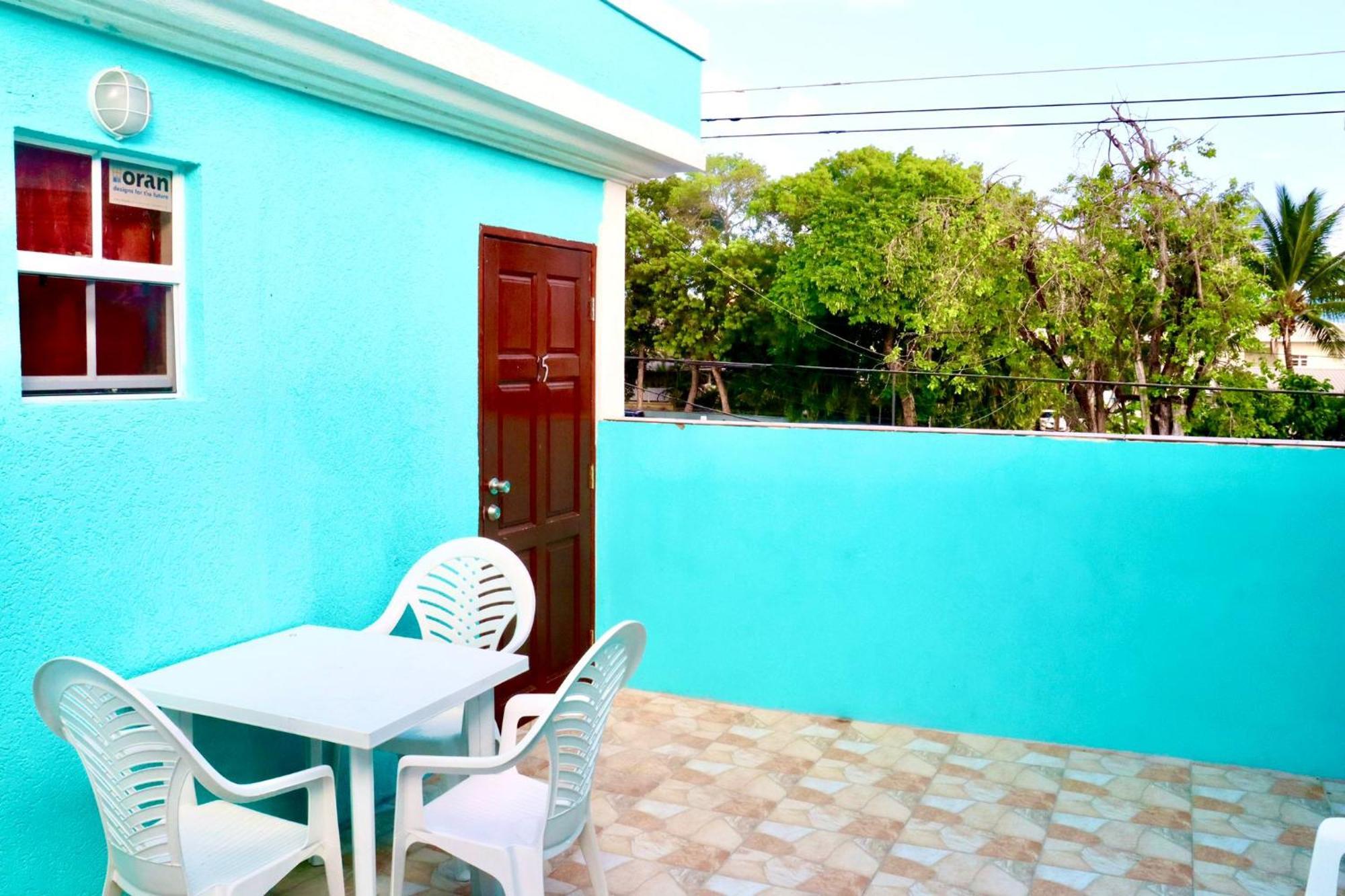 Blr Beach Villas Christ Church Exteriér fotografie